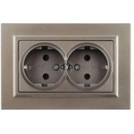 Socket 2nd JV BRITE RSsh12-3-BrSh 16A assembled with grounding def ...