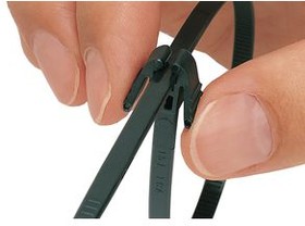REZ200-N66-BK-C1, Cable Tie 200 x 4.7mm, Polyamide 6.6, 135N, Black
