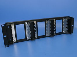 F447, Опорная рама 19" на 15 плинтов, 3U