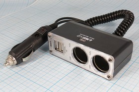 Переходник: Штекер прикуривателя на два Гнезда прикуривателя плюс два USB, витой провод 1,5м; №6588 шнур пит штек прик 3C-гн прик 2Cx2+гн US