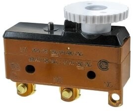10BS228, MICRO SWITCH™ Specialty Large Basic Switches: BS Series, Single Pole Double Throw (SPDT), 20 A 125/250 Vac, Stain ...