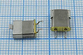 кварцевый резонатор 40.96МГц в миниатюрном корпусе UM1-SMD, с нагрузкой 24пФ, 40960 \SMC-UM1A\24\ 20\\\3Г (Y24)
