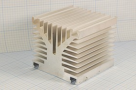 Фото 1/2 Охладитель (радиатор охлаждения) 110x110x100, тип I21, аллюминий, О-271-100, серый