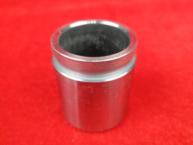 Фото 1/2 108111, Поршень тормозного суппорта переднего (o 44mm, суппорт akebono).