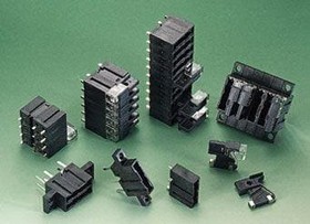 04820006ZXB, Fuse Holder 15A 125VDC/125VAC Through Hole Pin