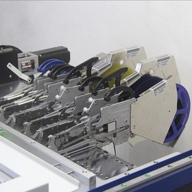 Фото 1/3 Питатель для подачи SMD компонентов YAMAHA, пневматический CL 8 (шаг 2 мм)