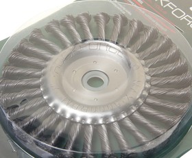 Фото 1/3 RF-BWF107, Кордщетка для УШМ дисковая 175мм витая сталь в блистере ROCKFORCE