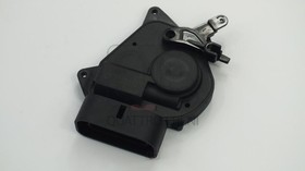 QF10J00027, МОТОР ПРИВОДА ЗАМКА ДВЕРИ