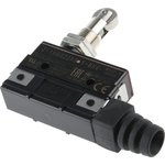 Z-15GQ22A55-B5V, Basic / Snap Action Switches 540 OF Screw Term. Roller Plunger