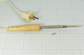 Паяльник, напряжение 36 В, мощность 25 Вт, исполнение с заземлением деревянная ручка