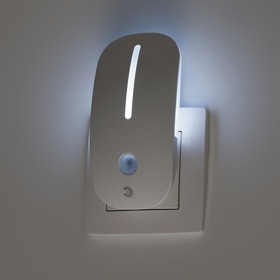Фото 1/5 Ночник - светильник светодиодный ЭРА NN-620-LS-W в розетку с датчиком освещенности белый Б0057211