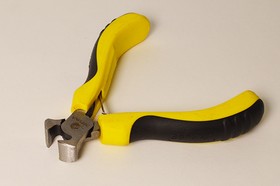 Фото 1/2 Кусачки, размер 115 мм, цвет желто-черный, производитель ЭВРИКА