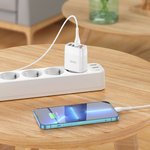 Блок питания (сетевой адаптер) HOCO C93A Easy Charge 3xUSB, 3.4А, LED дисплей белый