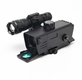 Фото 1/5 Монокуляр цифровой ночного видения Levenhuk Halo NVR50, с прицельным крепежом