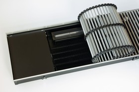 Фото 1/5 Внутрипольный конвектор с вентилятором, с решеткой KVZ-Vent-300-80-1400- 2V-UA/RRA-300-1400-A