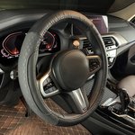 Оплетка на руль (M 38 см нат. кожа) черная с перфорацией ARNEZI A0501027