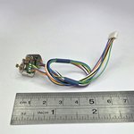 Пара шаговых микродвигателей 8x9.5мм со шкивом (DC: 3-5Вольт, 2 фазы ...